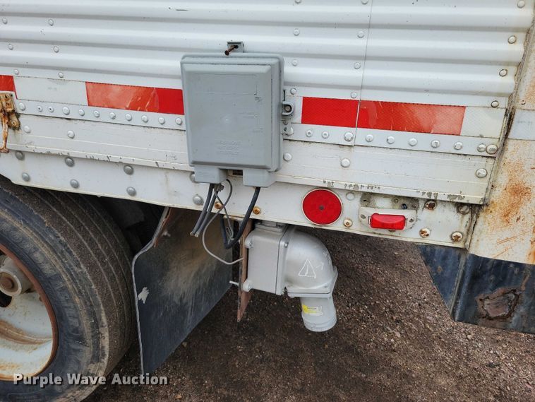 image for item EA2477 1984 Dorsey dry van office trailer