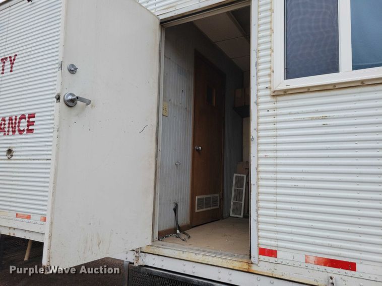 image for item EA2477 1984 Dorsey dry van office trailer