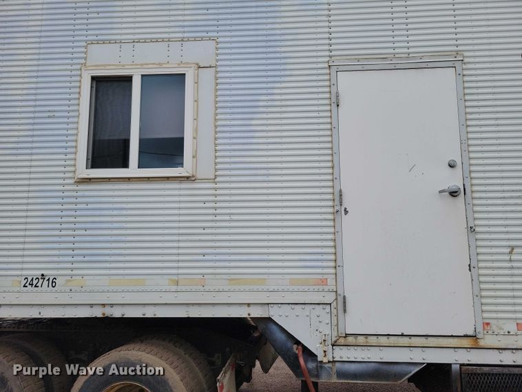 image for item EA2477 1984 Dorsey dry van office trailer