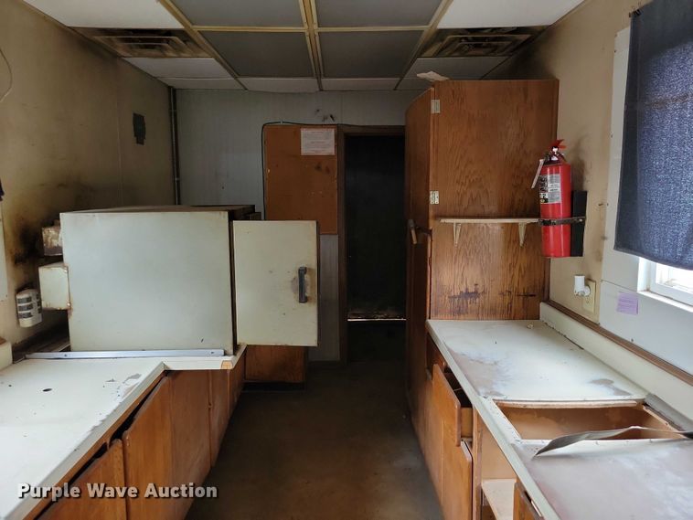 image for item EA2477 1984 Dorsey dry van office trailer