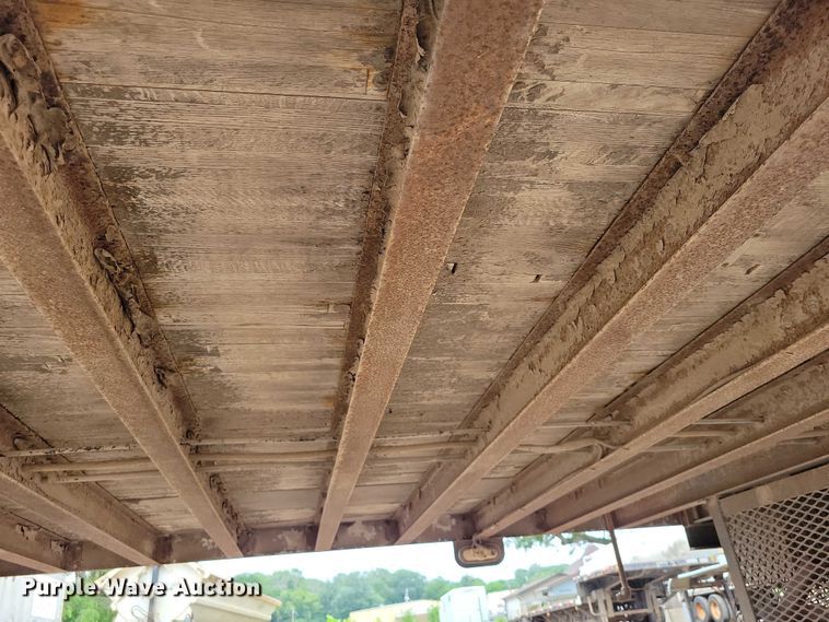 image for item EA2477 1984 Dorsey dry van office trailer