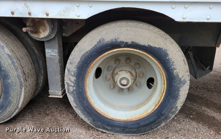 image for item EA2477 1984 Dorsey dry van office trailer