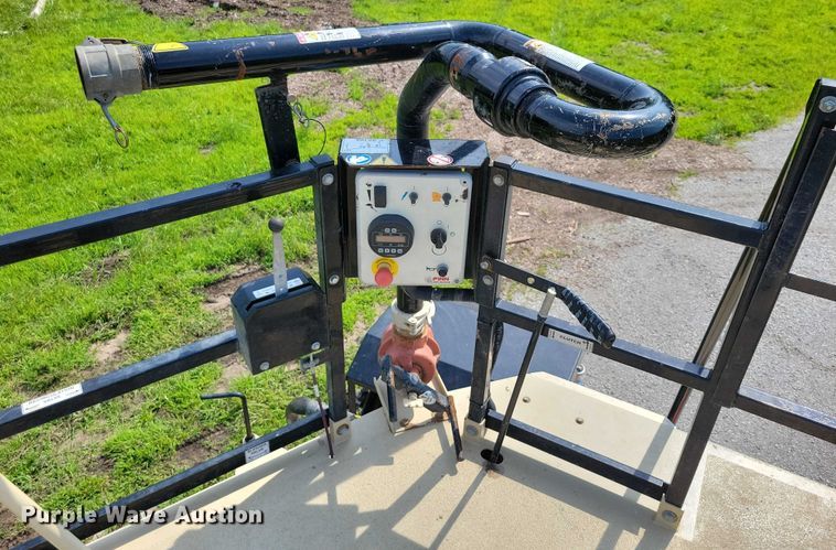 image for item EA2481 2023 Finn T330 hydroseeder