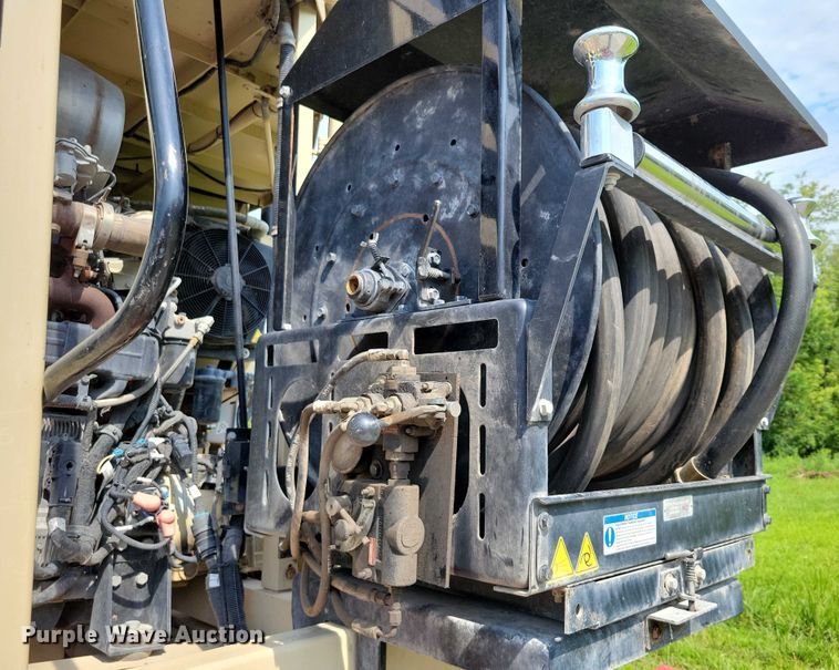 image for item EA2481 2023 Finn T330 hydroseeder