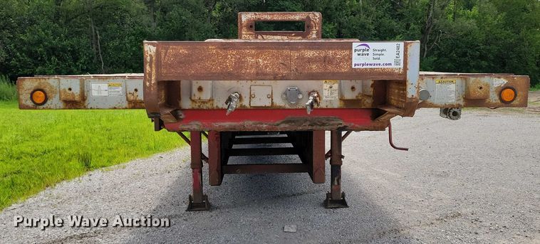 image for item EA2482 2001 Jet drop deck equipment trailer