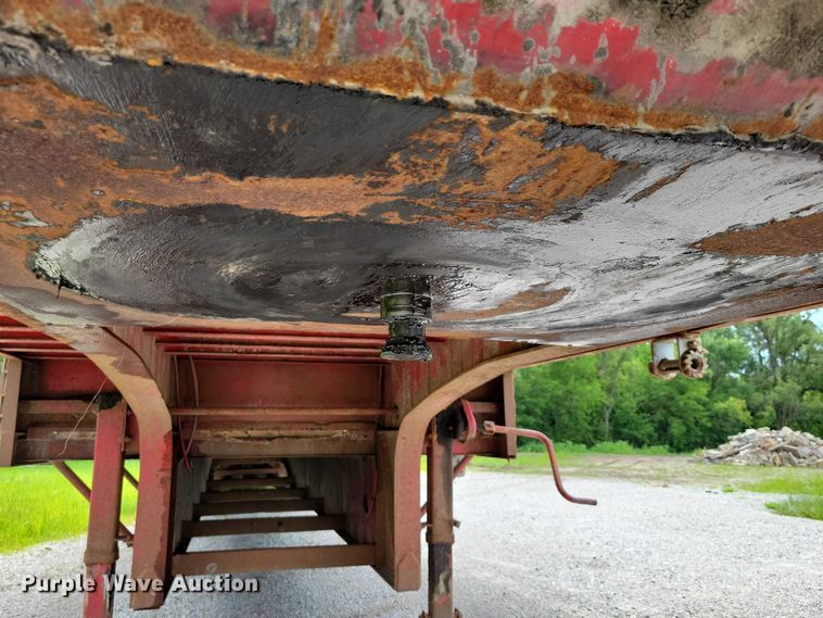 image for item EA2482 2001 Jet drop deck equipment trailer