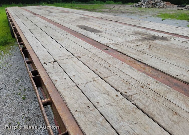 image for item EA2482 2001 Jet drop deck equipment trailer