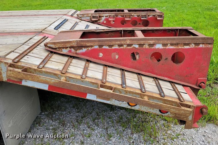 image for item EA2482 2001 Jet drop deck equipment trailer