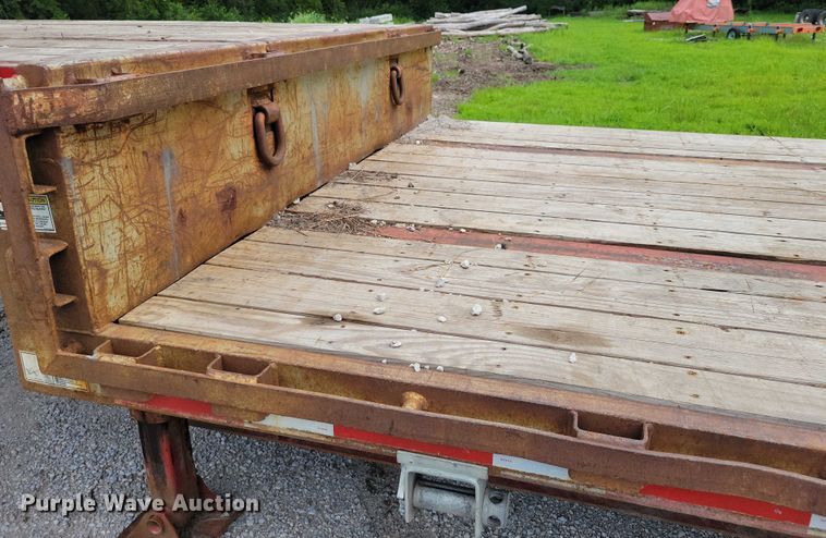 image for item EA2482 2001 Jet drop deck equipment trailer