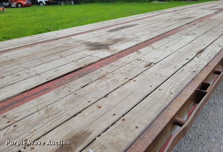 image for item EA2482 2001 Jet drop deck equipment trailer