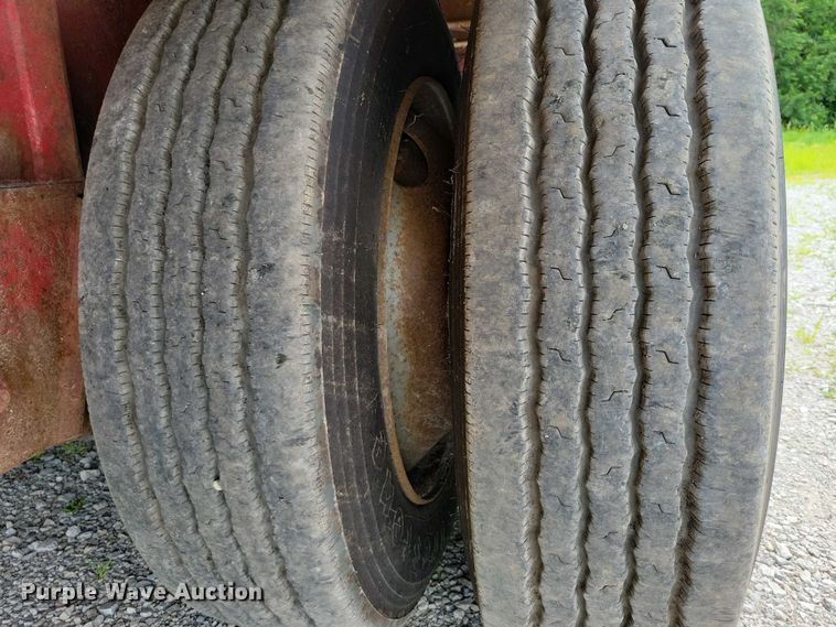 image for item EA2482 2001 Jet drop deck equipment trailer