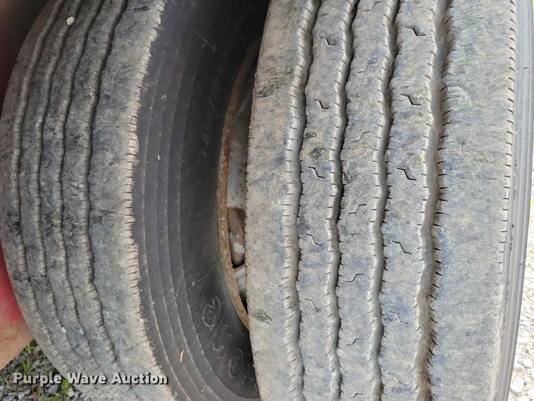 image for item EA2482 2001 Jet drop deck equipment trailer