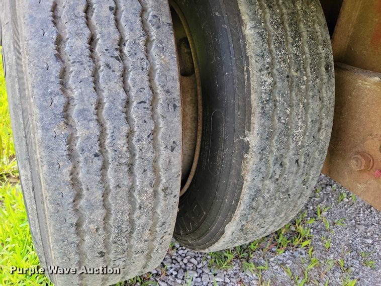 image for item EA2482 2001 Jet drop deck equipment trailer