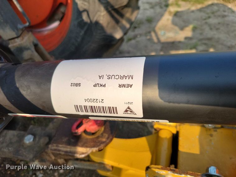 image for item EA2484 2017 Vermeer BPX9000 bale processor