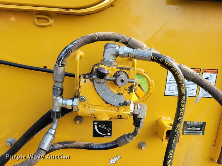 image for item EA2484 2017 Vermeer BPX9000 bale processor