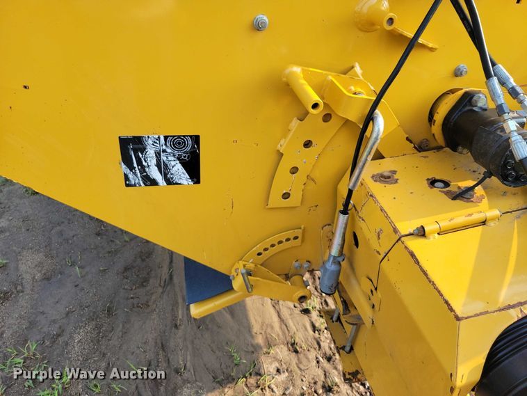 image for item EA2484 2017 Vermeer BPX9000 bale processor