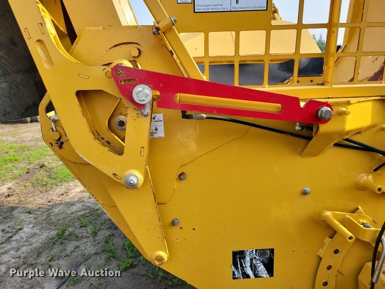 image for item EA2484 2017 Vermeer BPX9000 bale processor