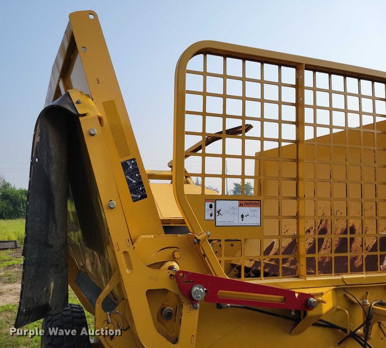 image for item EA2484 2017 Vermeer BPX9000 bale processor