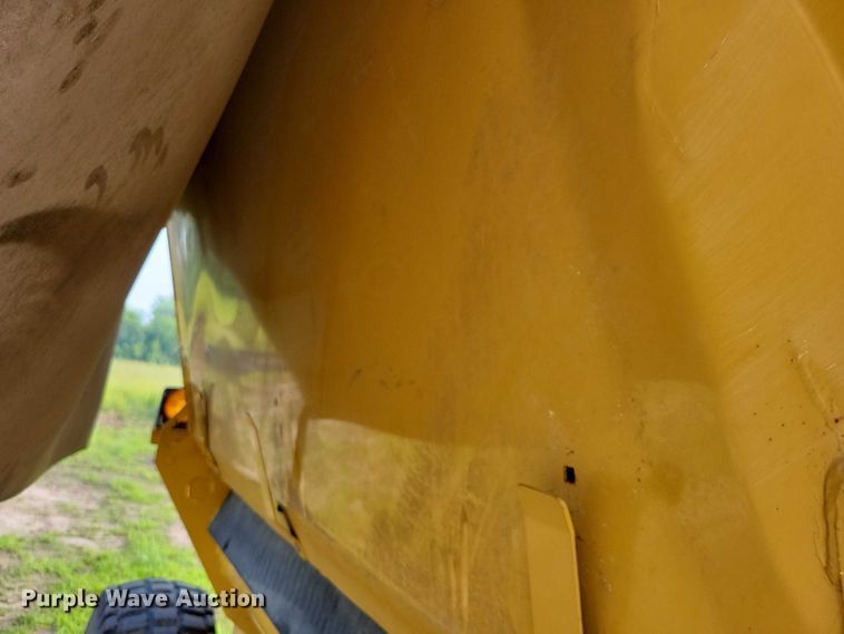 image for item EA2484 2017 Vermeer BPX9000 bale processor