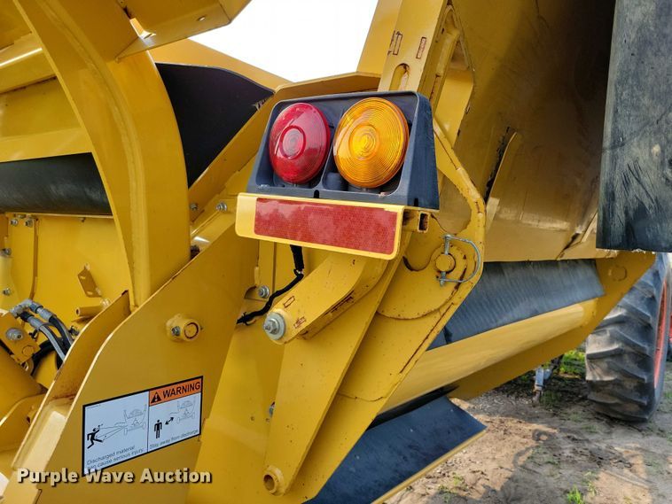 image for item EA2484 2017 Vermeer BPX9000 bale processor