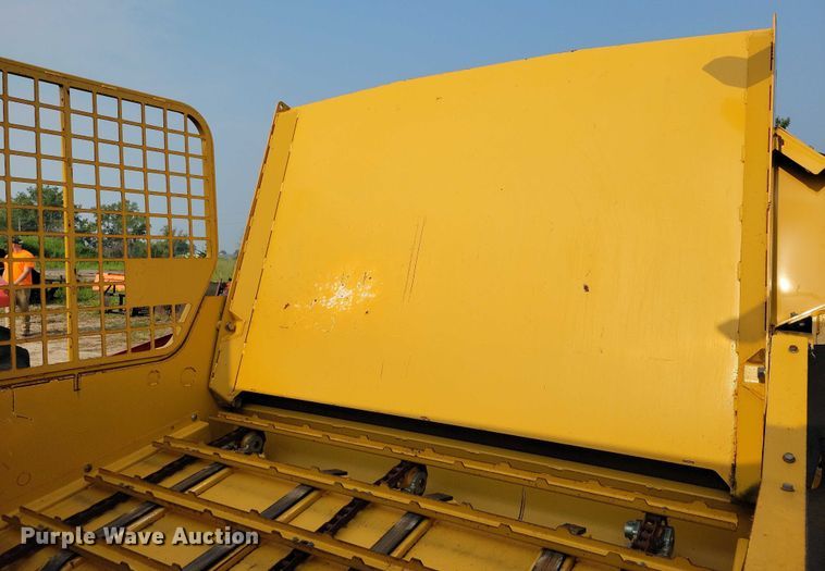 image for item EA2484 2017 Vermeer BPX9000 bale processor