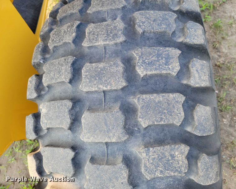 image for item EA2484 2017 Vermeer BPX9000 bale processor