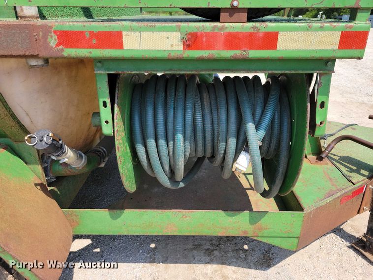 image for item EA2488 1998 Easy Lawn hydroseeder