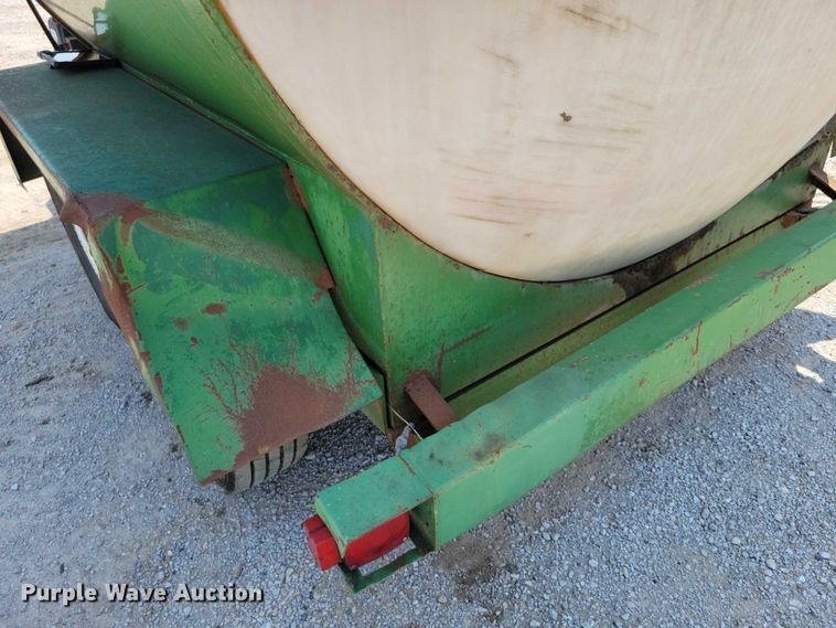 image for item EA2488 1998 Easy Lawn hydroseeder