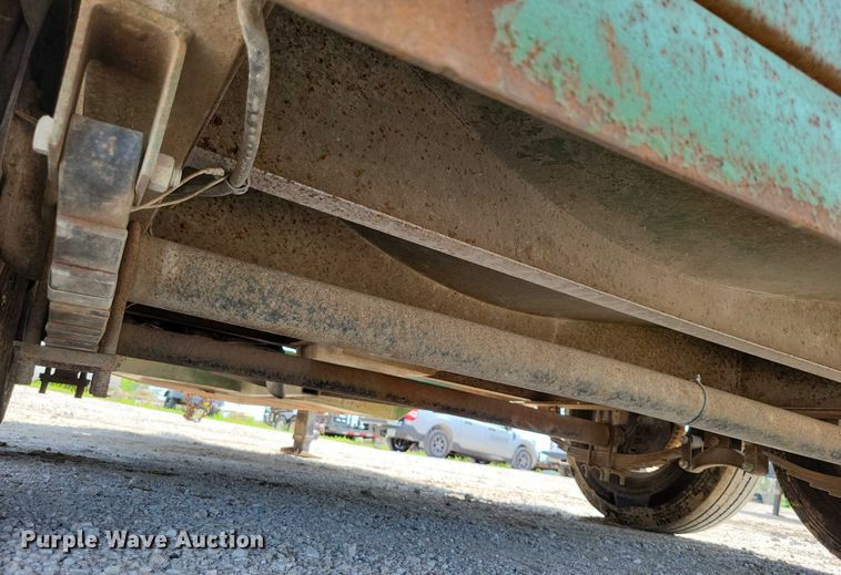 image for item EA2488 1998 Easy Lawn hydroseeder