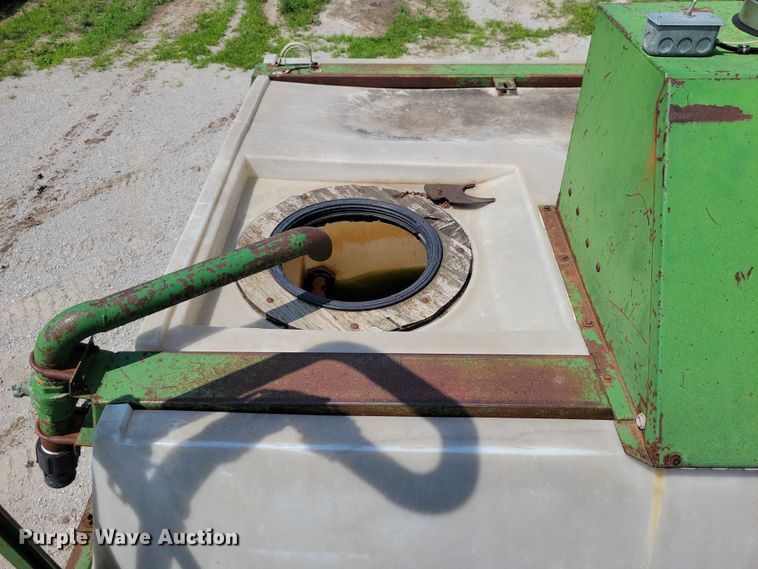 image for item EA2488 1998 Easy Lawn hydroseeder