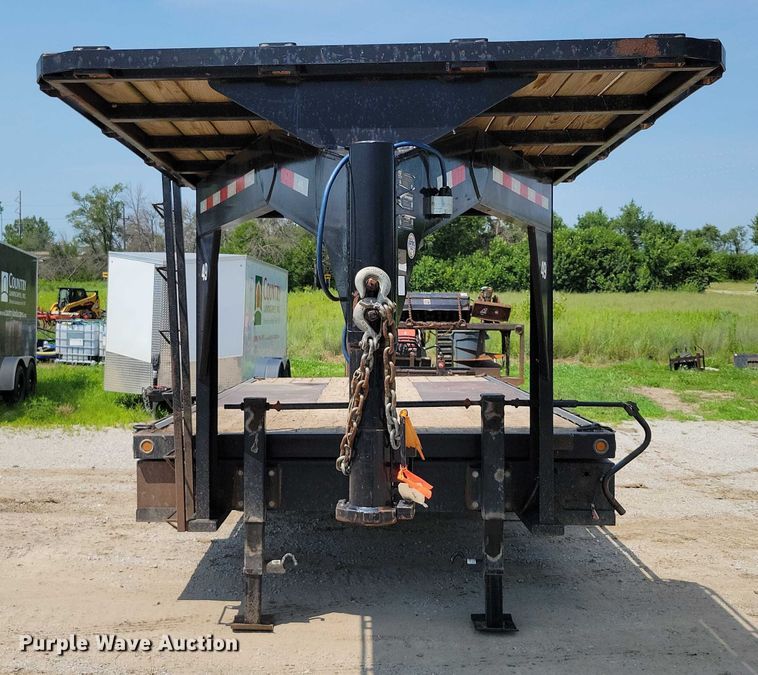image for item EA2489 2016 Behnke Enterprises tilt deck equipment trailer