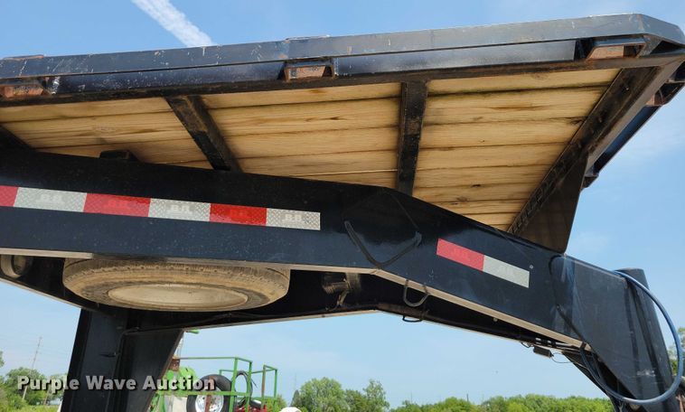 image for item EA2489 2016 Behnke Enterprises tilt deck equipment trailer