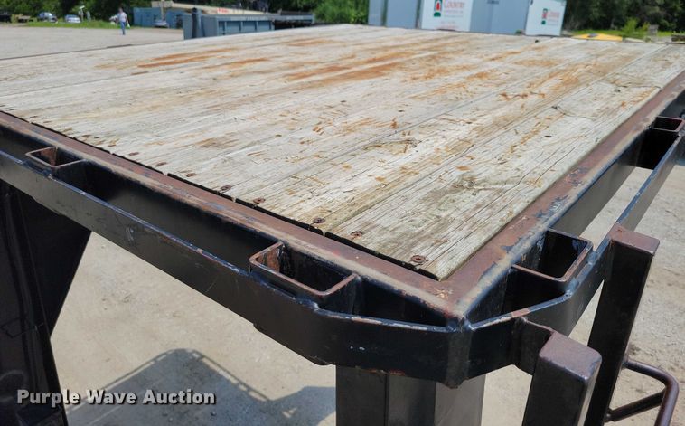 image for item EA2489 2016 Behnke Enterprises tilt deck equipment trailer