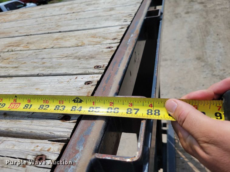 image for item EA2489 2016 Behnke Enterprises tilt deck equipment trailer