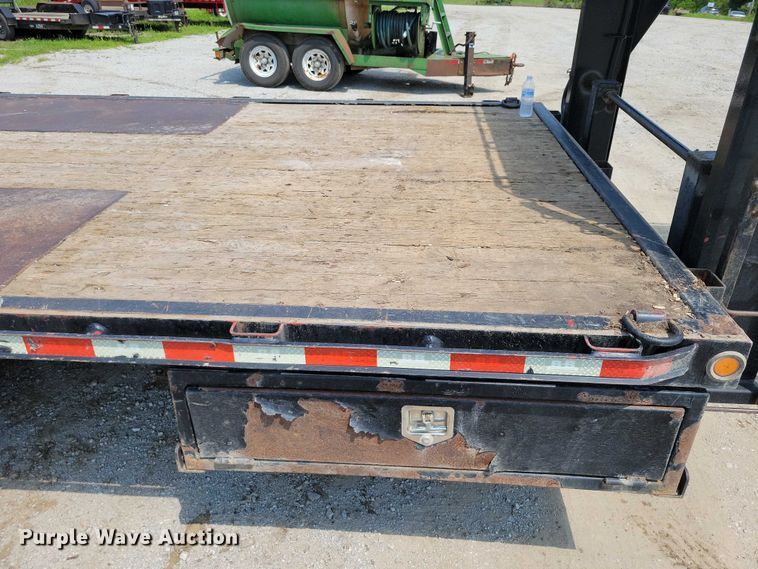 image for item EA2489 2016 Behnke Enterprises tilt deck equipment trailer