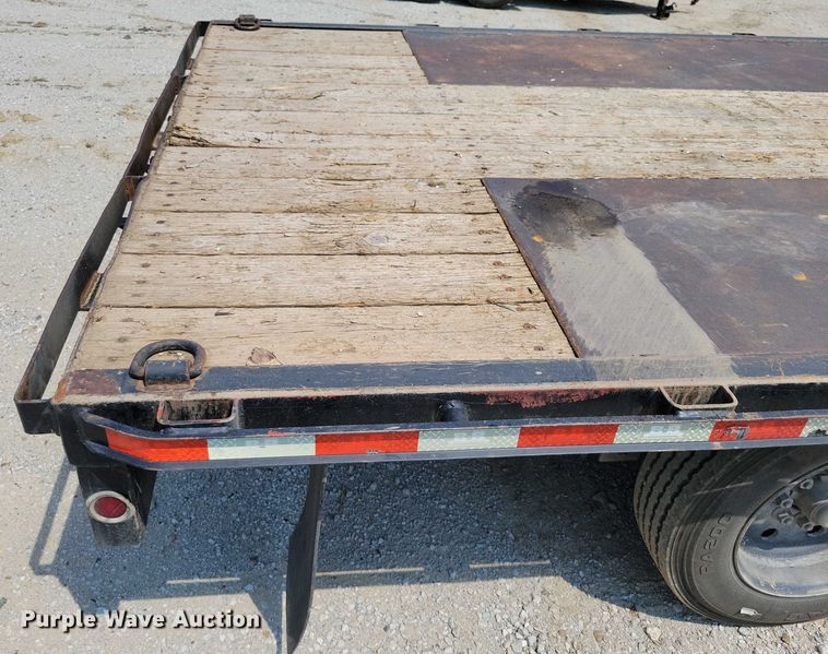 image for item EA2489 2016 Behnke Enterprises tilt deck equipment trailer