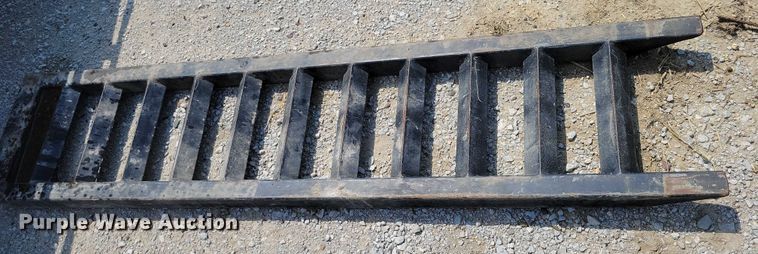 image for item EA2489 2016 Behnke Enterprises tilt deck equipment trailer