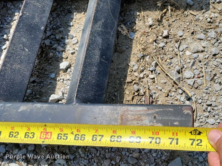 image for item EA2489 2016 Behnke Enterprises tilt deck equipment trailer