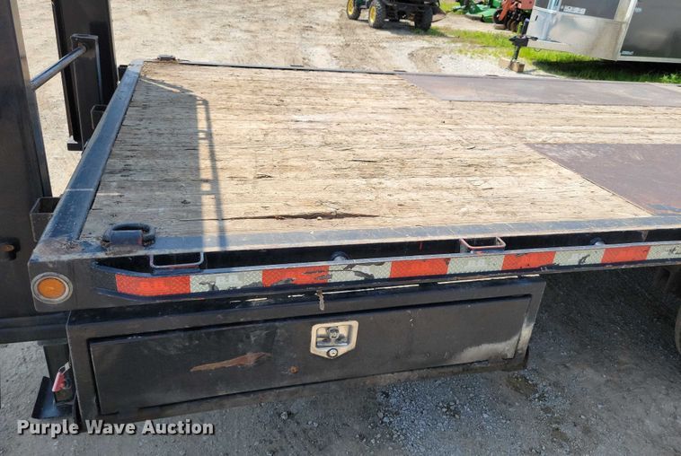 image for item EA2489 2016 Behnke Enterprises tilt deck equipment trailer