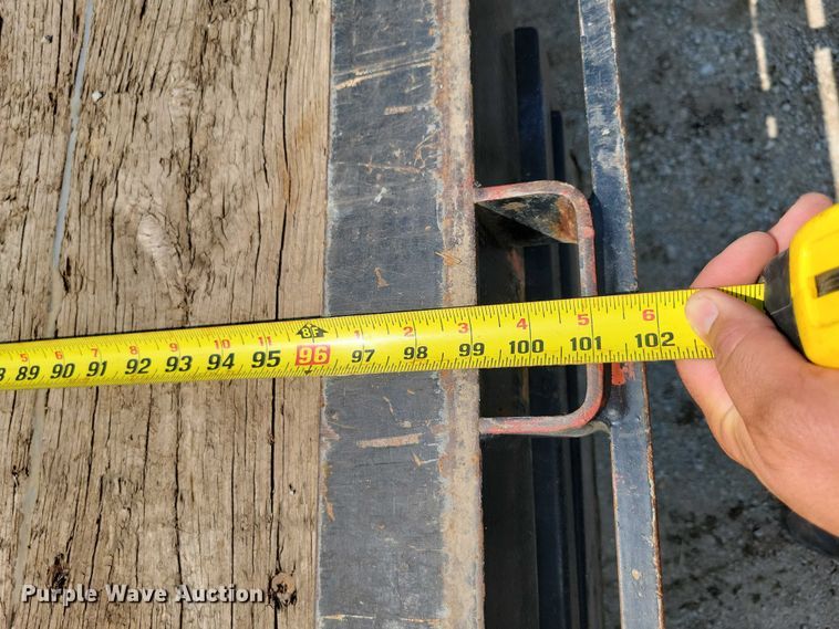 image for item EA2489 2016 Behnke Enterprises tilt deck equipment trailer