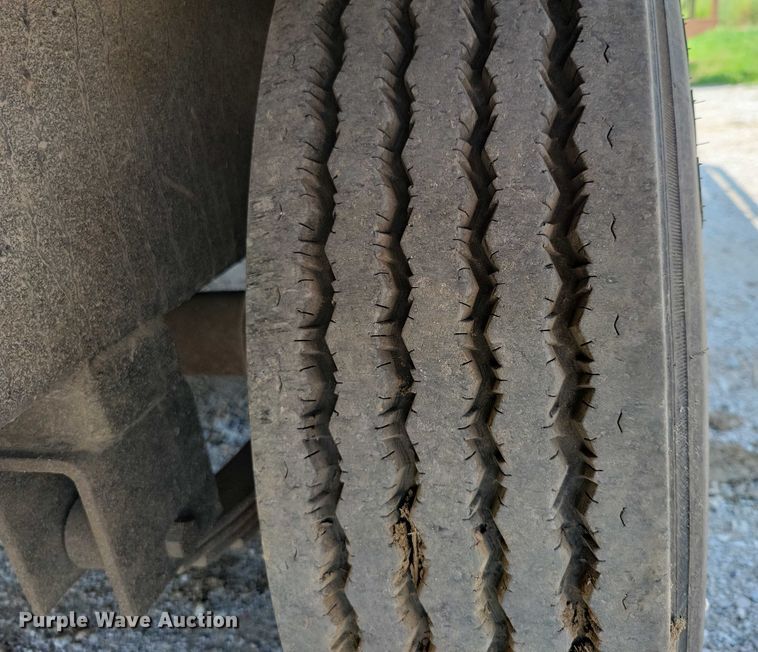 image for item EA2489 2016 Behnke Enterprises tilt deck equipment trailer