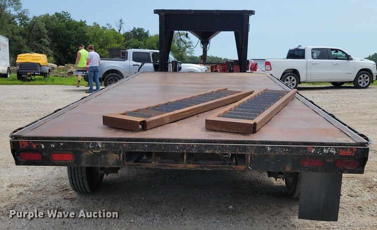 image for item EA2490 2014 Behnke DT8X16E900GN tilt deck equipment trailer