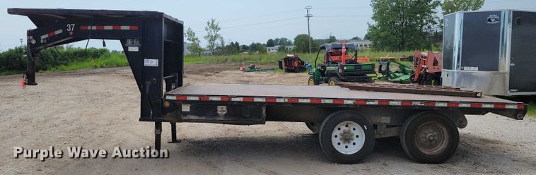 image for item EA2490 2014 Behnke DT8X16E900GN tilt deck equipment trailer