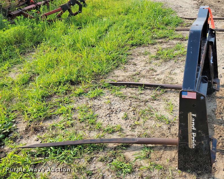 image for item EA2493 Land Pride BS20 skid steer bale spear