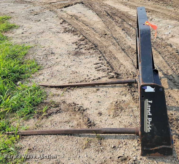 image for item EA2494 Land Pride BS 20 skid steer bale spear