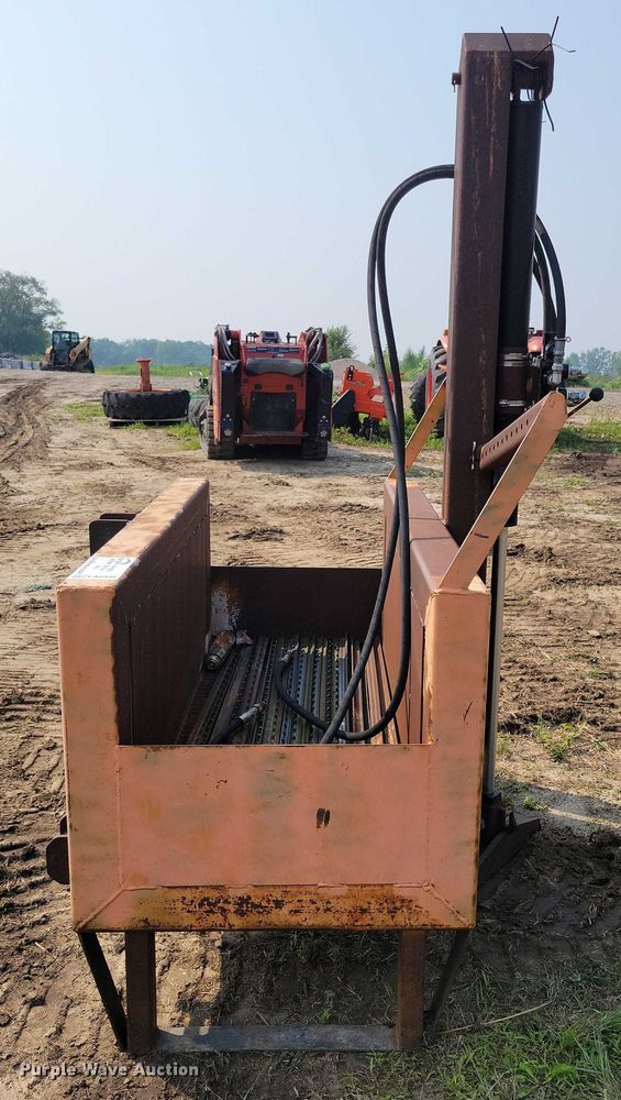 image for item EA2496 Post driver