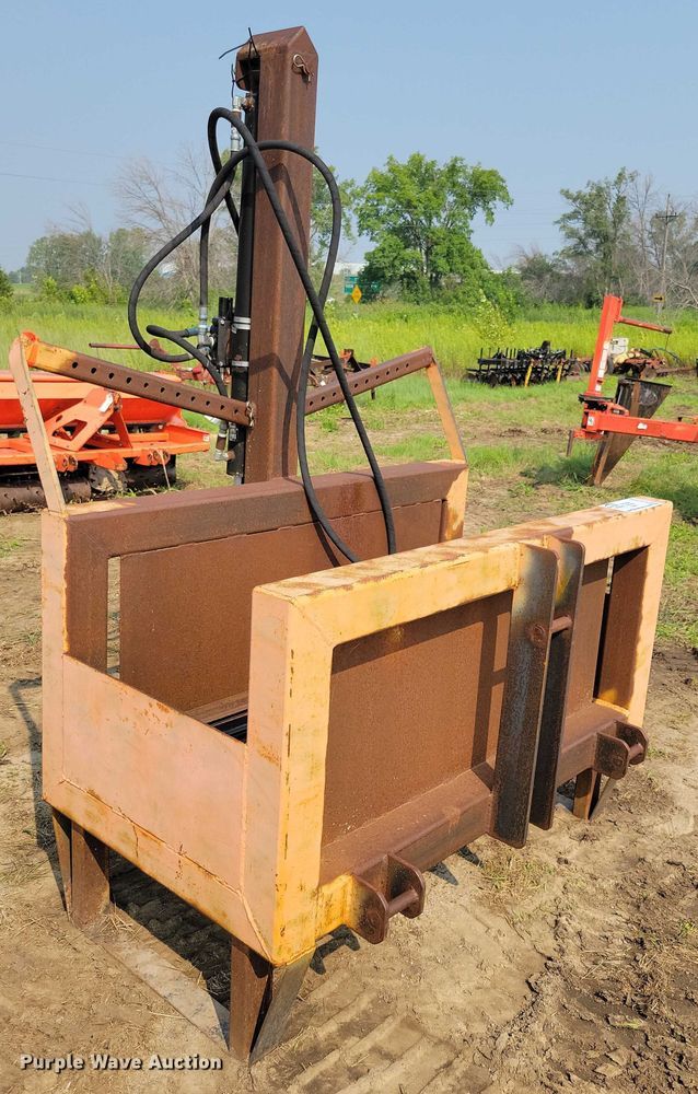 image for item EA2496 Post driver