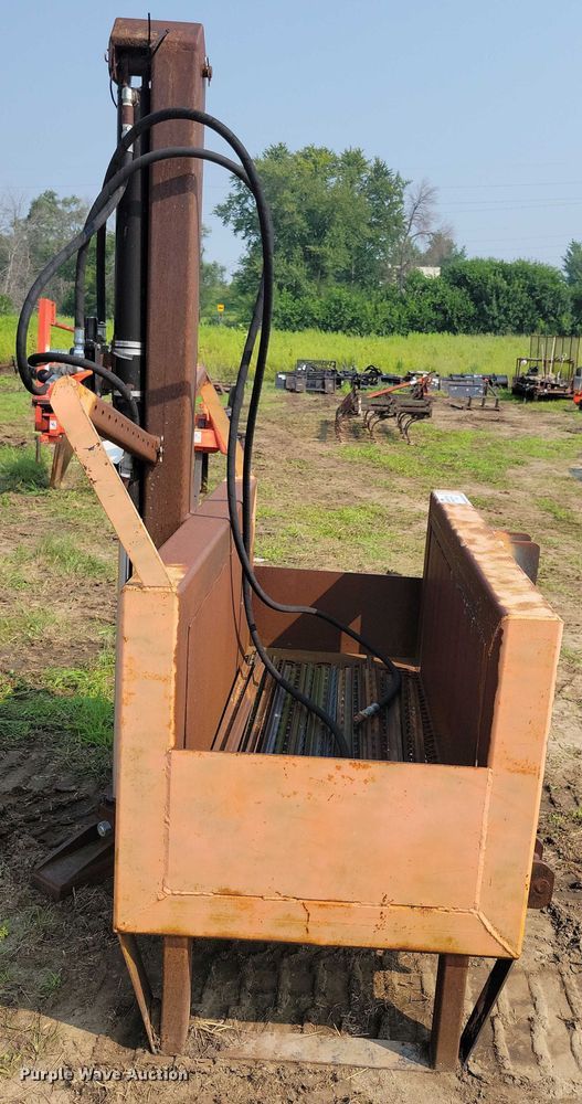 image for item EA2496 Post driver