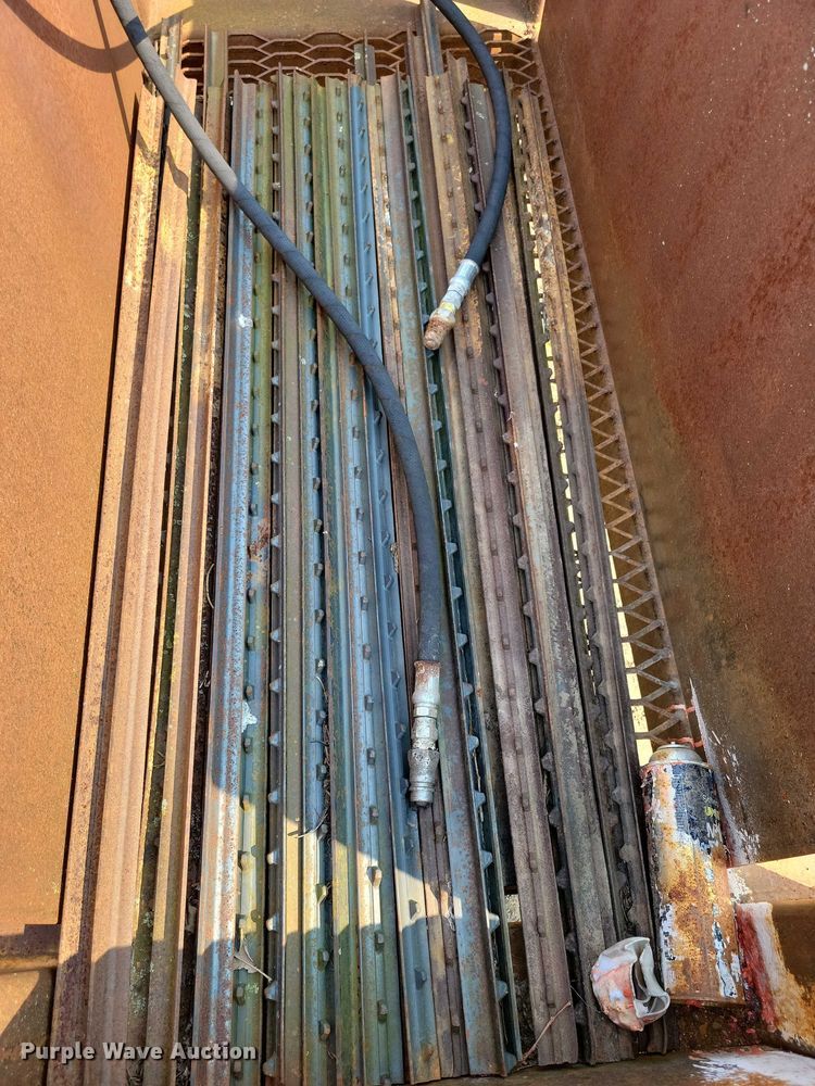 image for item EA2496 Post driver