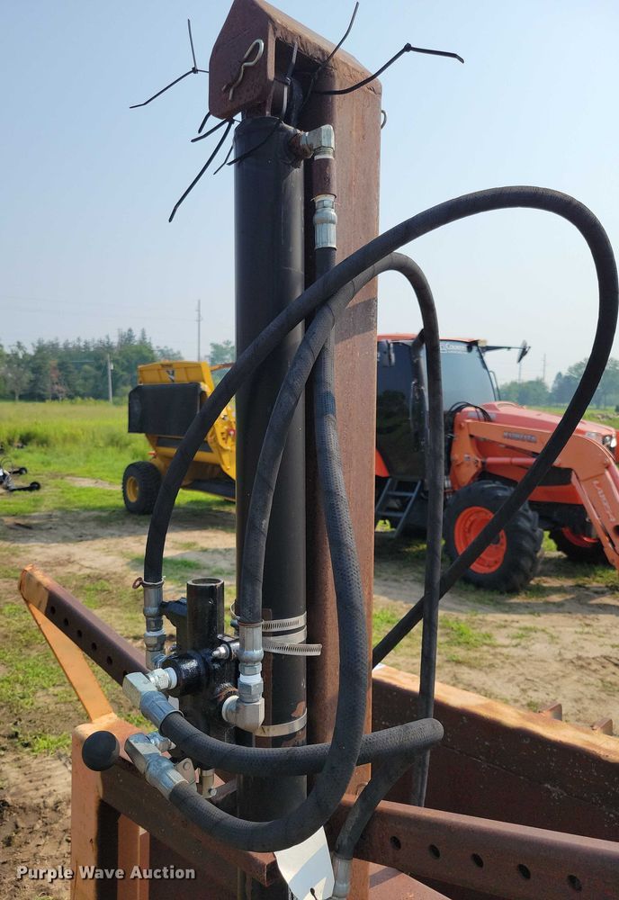 image for item EA2496 Post driver